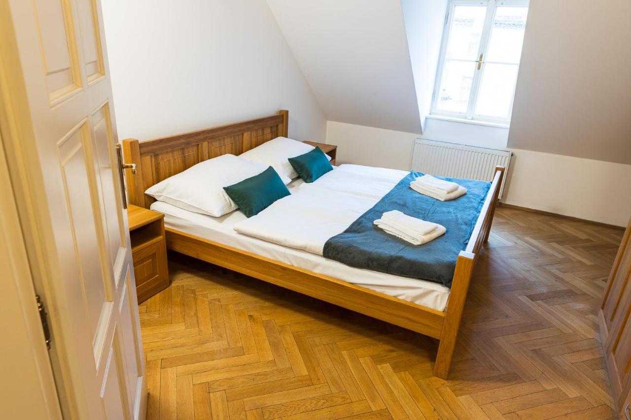 White Swan Boutique Praga